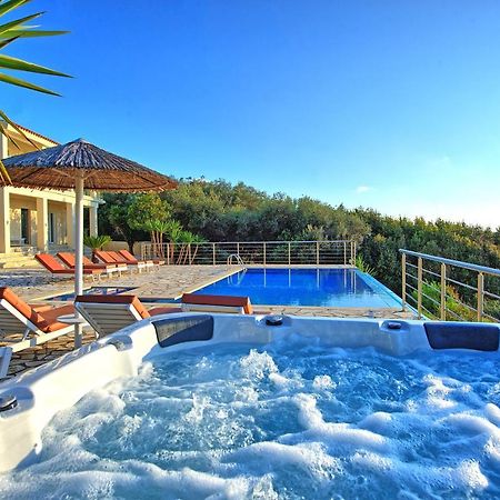 Beachfront Villa Seasun By Posarellivillas Agios Spyridon  Luaran gambar