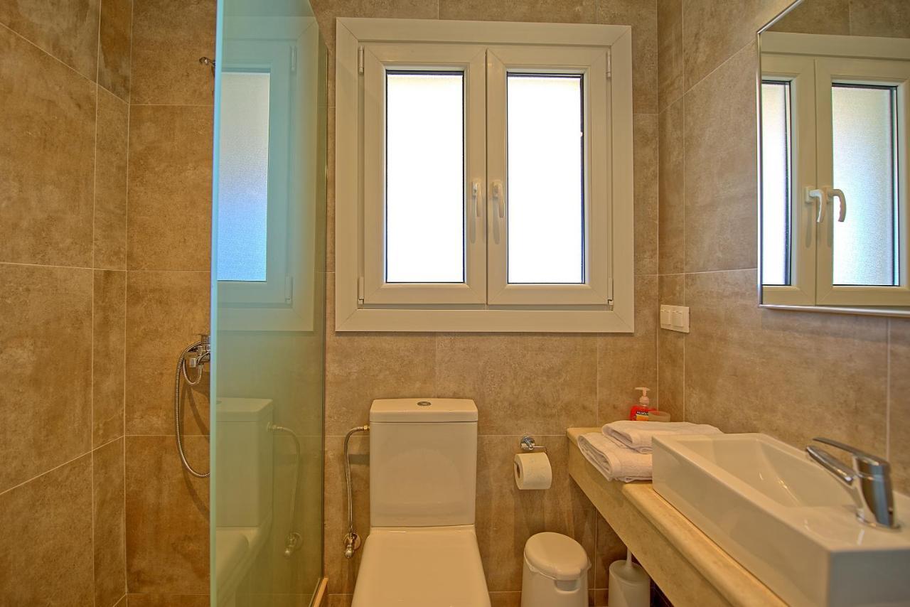 Beachfront Villa Seasun By Posarellivillas Agios Spyridon  Luaran gambar